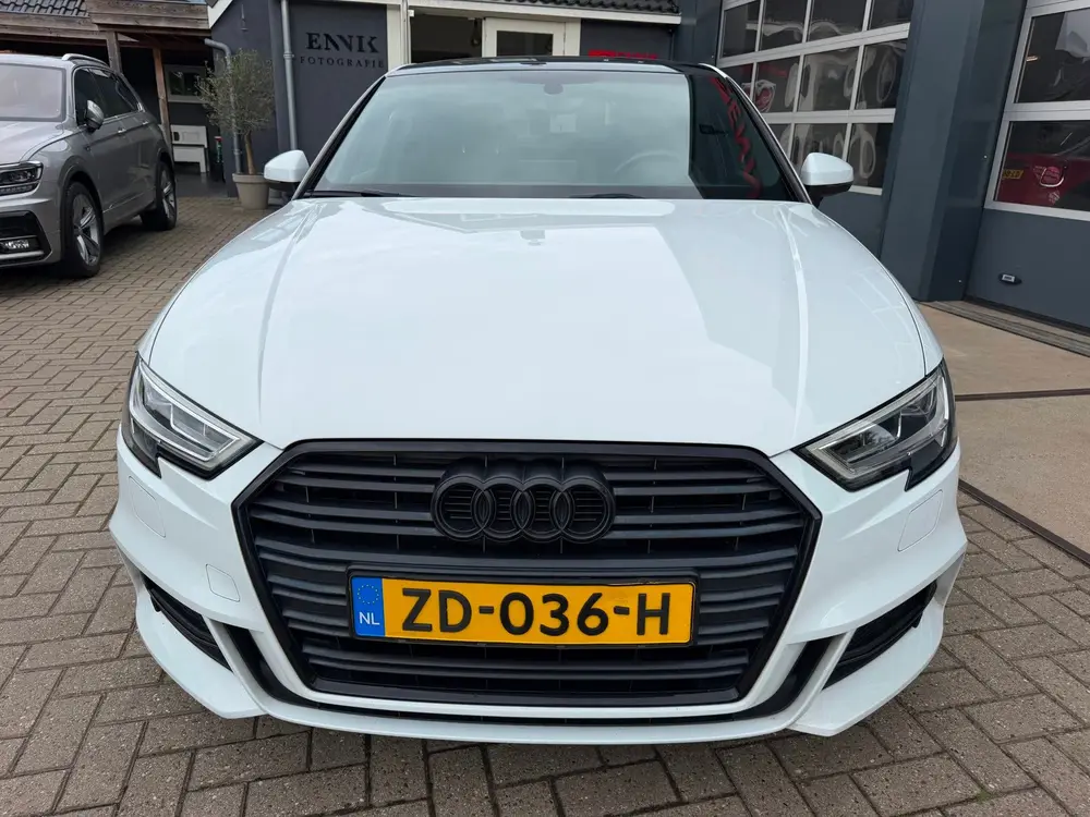 Audi A3 1.5 TFSI CoD Sport S Line Edition / Pano / uit 2019, foto 15