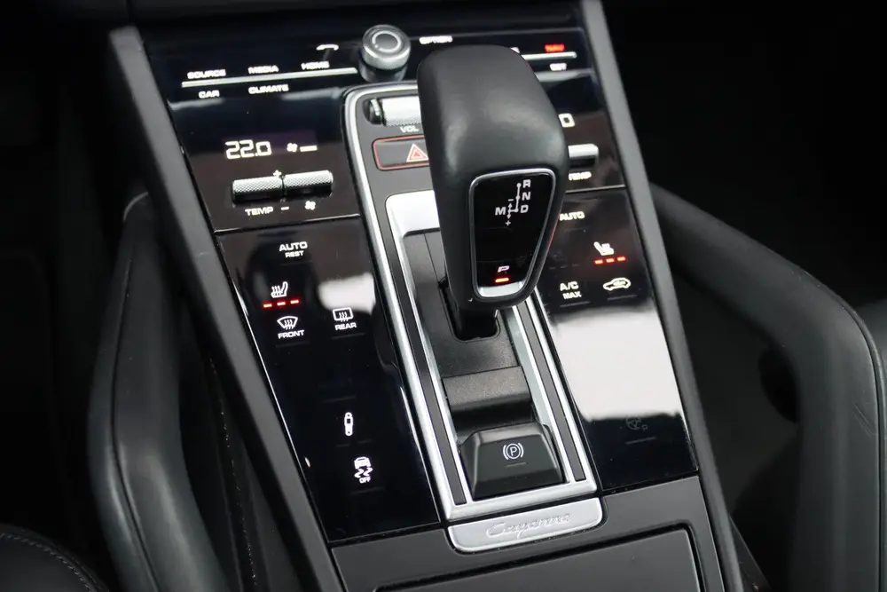 Porsche Cayenne Cayenne Coupé 3.0 Aut8 | Luchtvering | Panoramadak uit 2019, foto 10