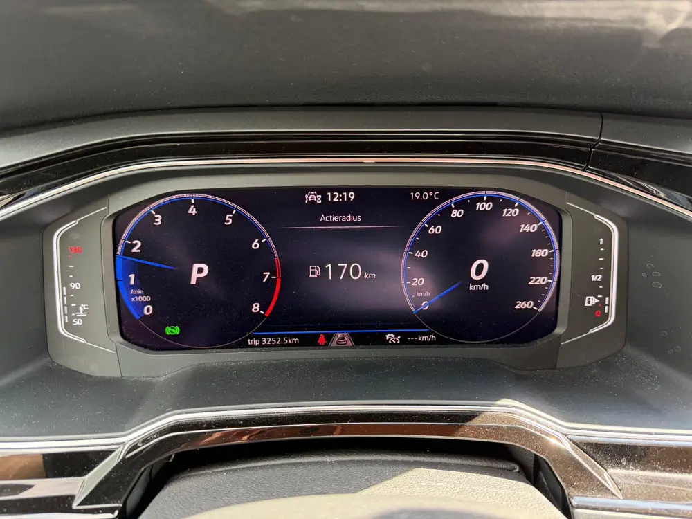 Volkswagen Taigo R-line | Automaat | vol in opties uit 2022, foto 19