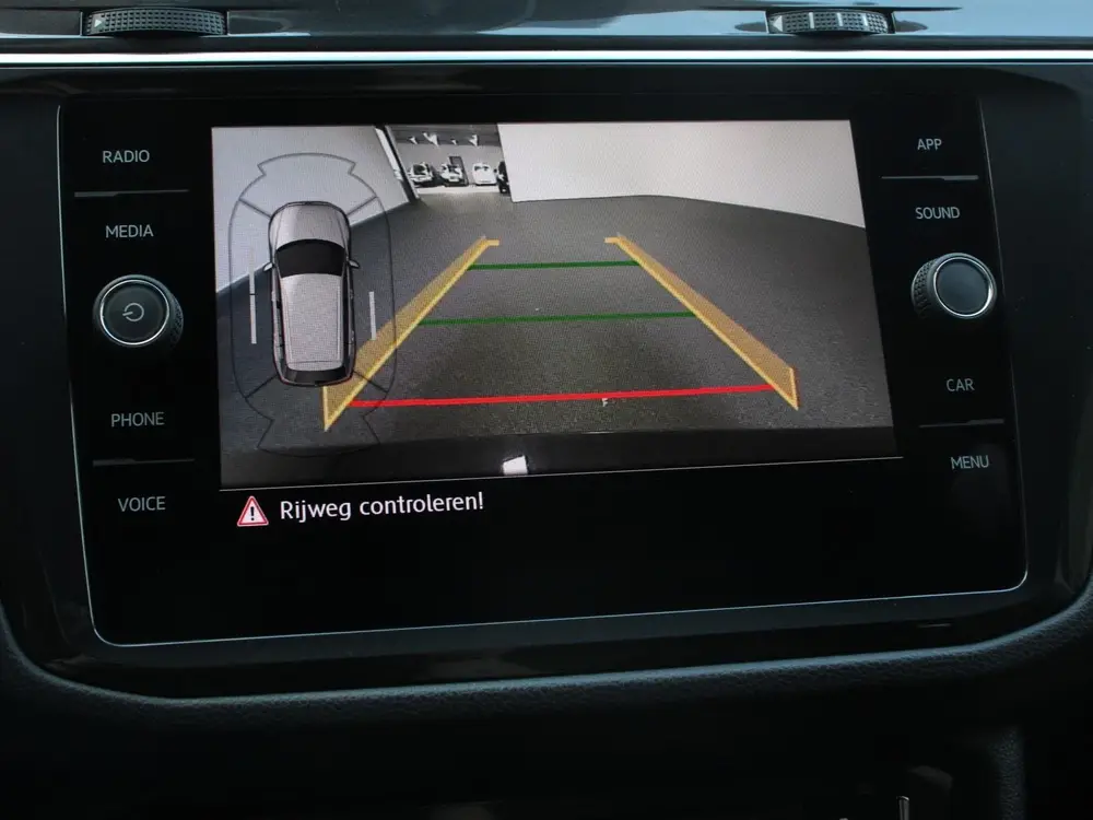 Volkswagen Tiguan 1.5 TSI Comfortline Team DSG Navigatie App uit 2020, foto 3