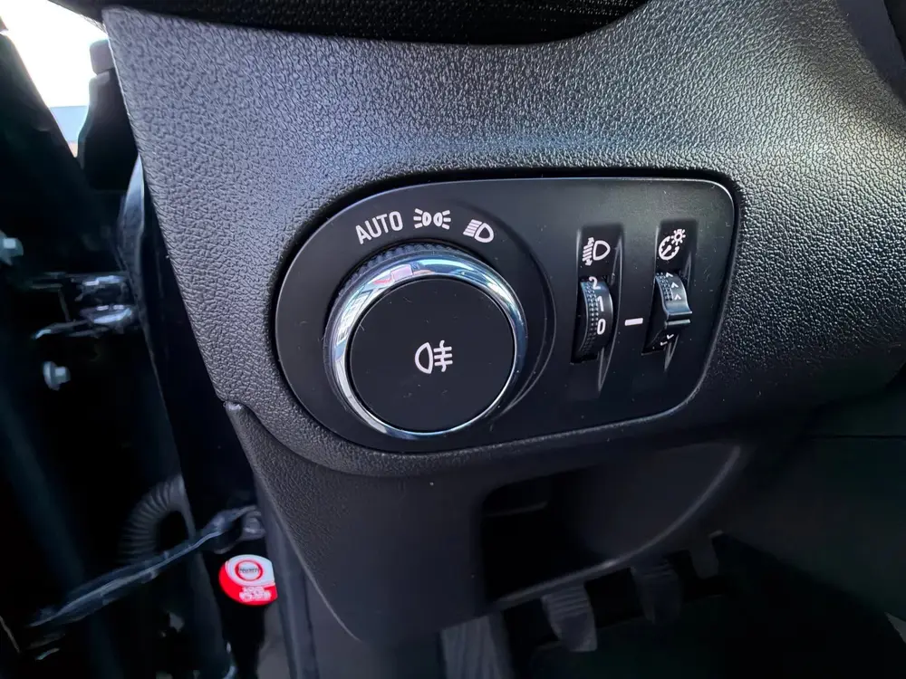 Opel Crossland X 1.2 Selection / Cruise / Stoelverw / Stuurv uit 2019, foto 18