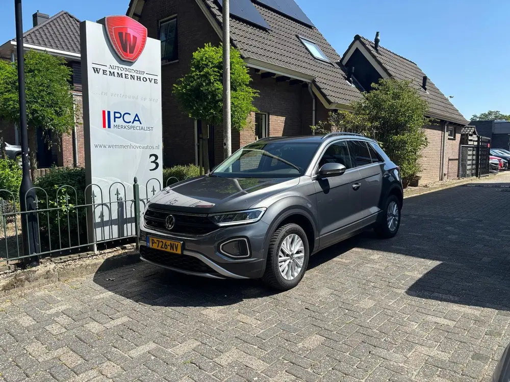Volkswagen T-Roc 1.0 TSI Life Business Airco-Ecc/Alu wielen/ uit 2022, foto 3