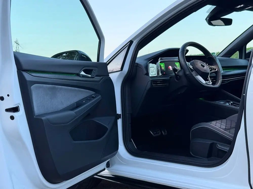Volkswagen Golf 1.5 eTSI 3x R-Line| Pano | HuD | Matrix uit 2022, foto 12