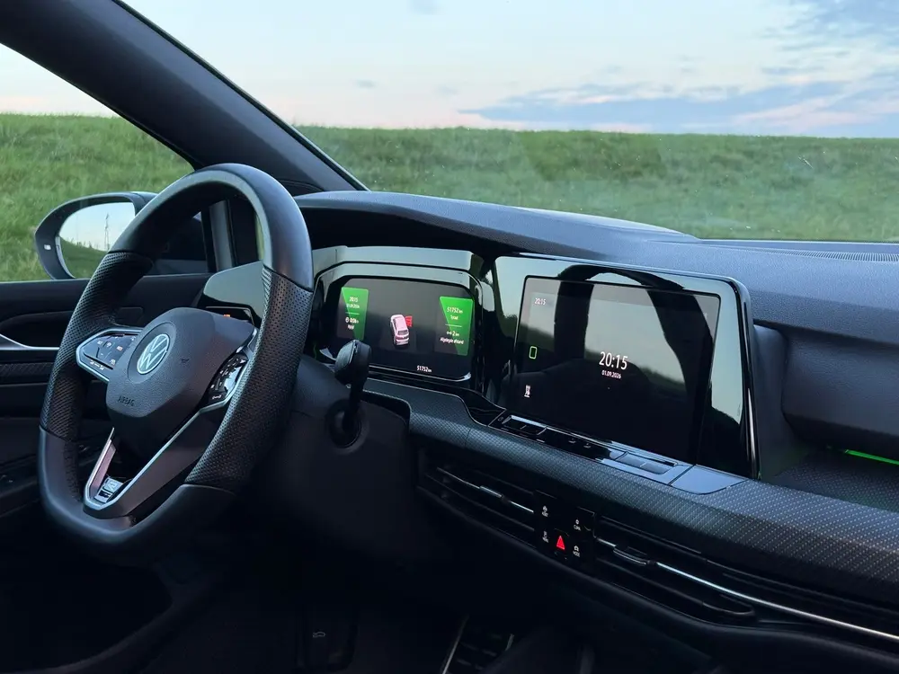 Volkswagen Golf 1.5 eTSI 3x R-Line| Pano | HuD | Matrix uit 2022, foto 9