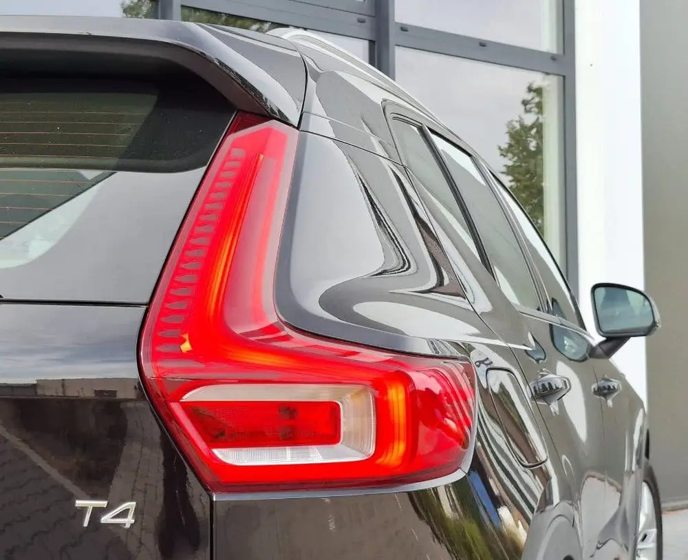 Volvo XC40 2.0 T4 190pk l Camera l 2019 l Harman Kardon uit 2019, foto 8