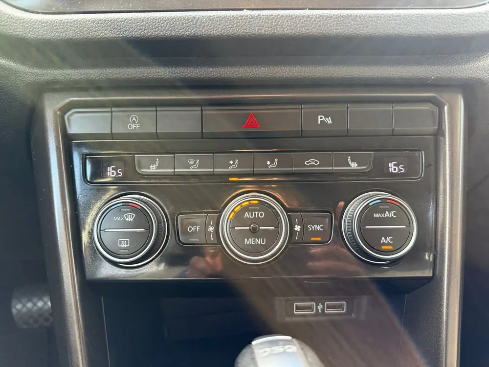 Volkswagen T-Roc Automaat 1.5 TSI Style uit 2019, foto 13