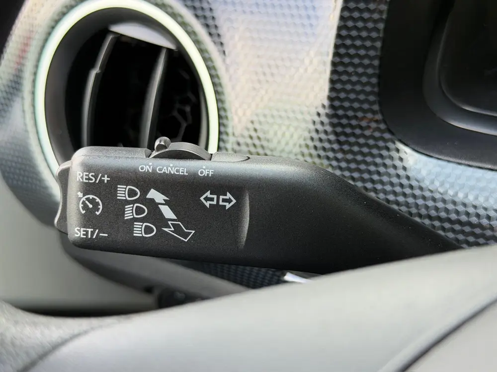 Volkswagen Up! 1.0 5-deurs | Camera | Cruise | Airco | Bluet uit 2021, foto 12