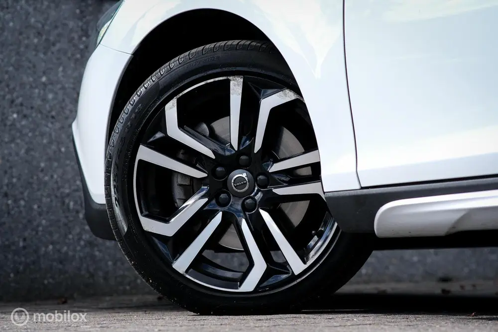 Volvo V40 1.5 T3 Polar+ Automaat | Trekhaak | uit 2019, foto 17