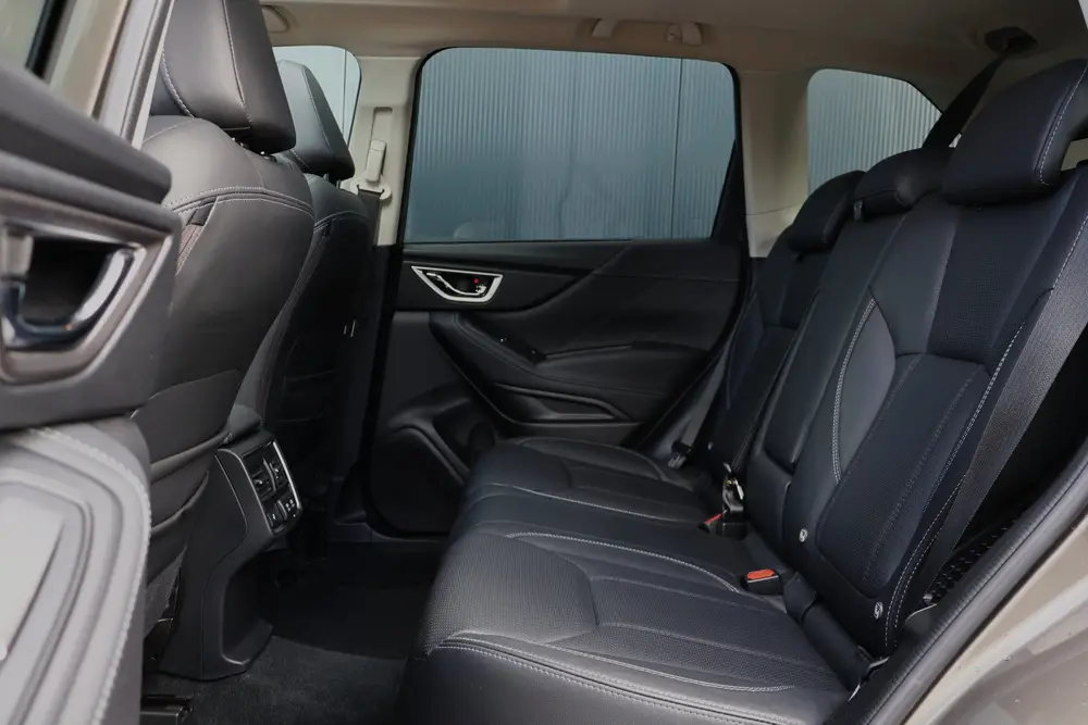 Subaru Forester 2.0i e-BOXER Premium 4WD | Trekhaak | Leer | uit 2021, foto 6