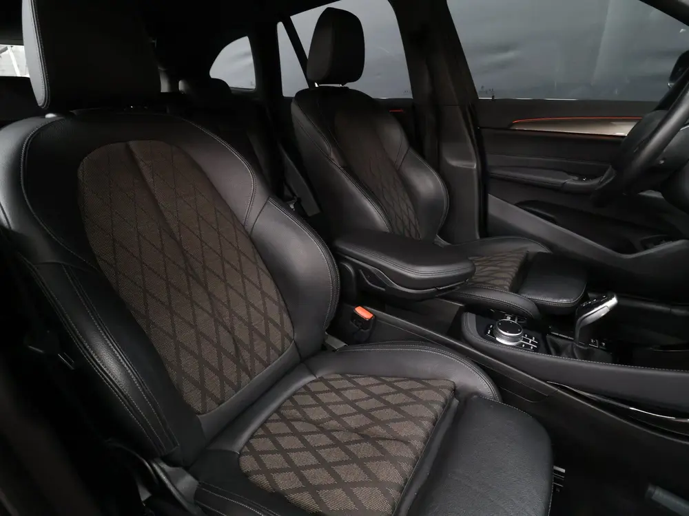 BMW X1 sDrive18i Executive Edition [HEAD-UP DISPLAY, CRUISEC uit 2019, foto 7