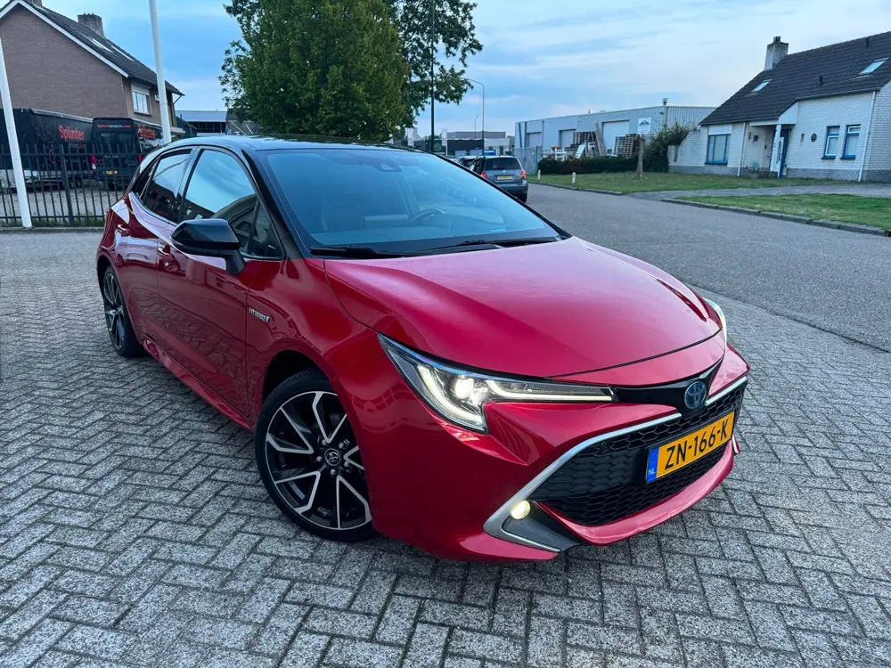 Toyota Corolla 1.8 Hybrid Executive Camera,Trekhaak,Xenon/le uit 2019, foto 2