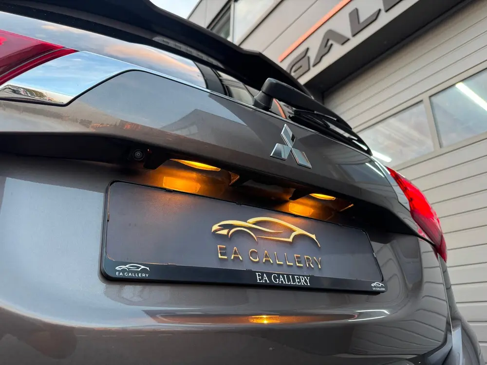 Mitsubishi Outlander 2.4 PHEV S-Edition Bomvol uit 2019, foto 15