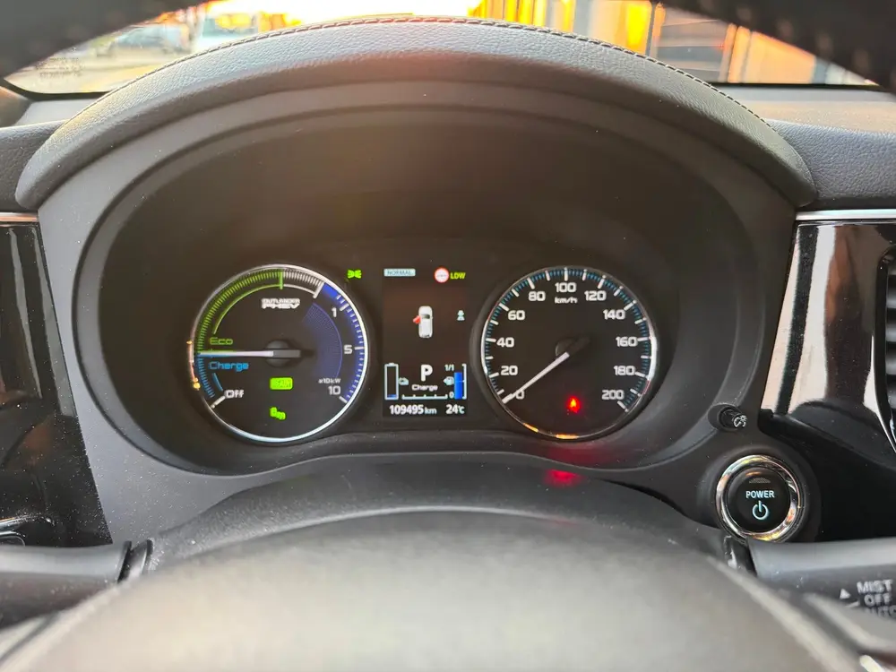 Mitsubishi Outlander 2.4 PHEV S-Edition Bomvol uit 2019, foto 16